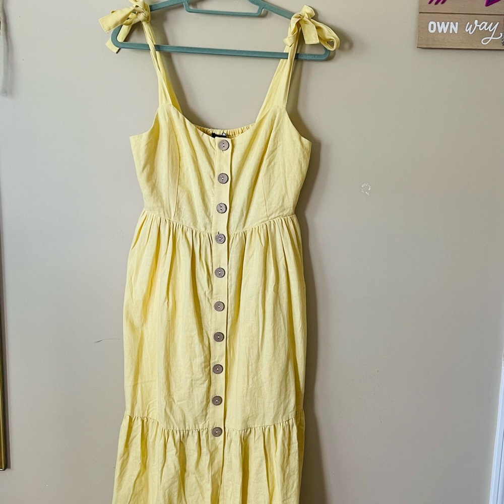 Forever 21 summer yellow dress